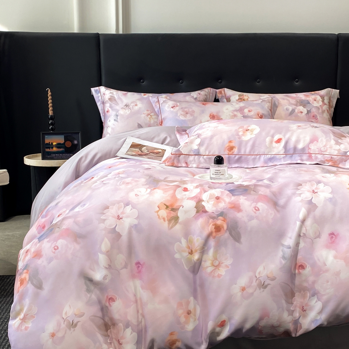 91家纺网 家纺一手货源 找家纺 启航家居 2026新款春夏天丝莱赛尔数码印花四件套 云间素语紫