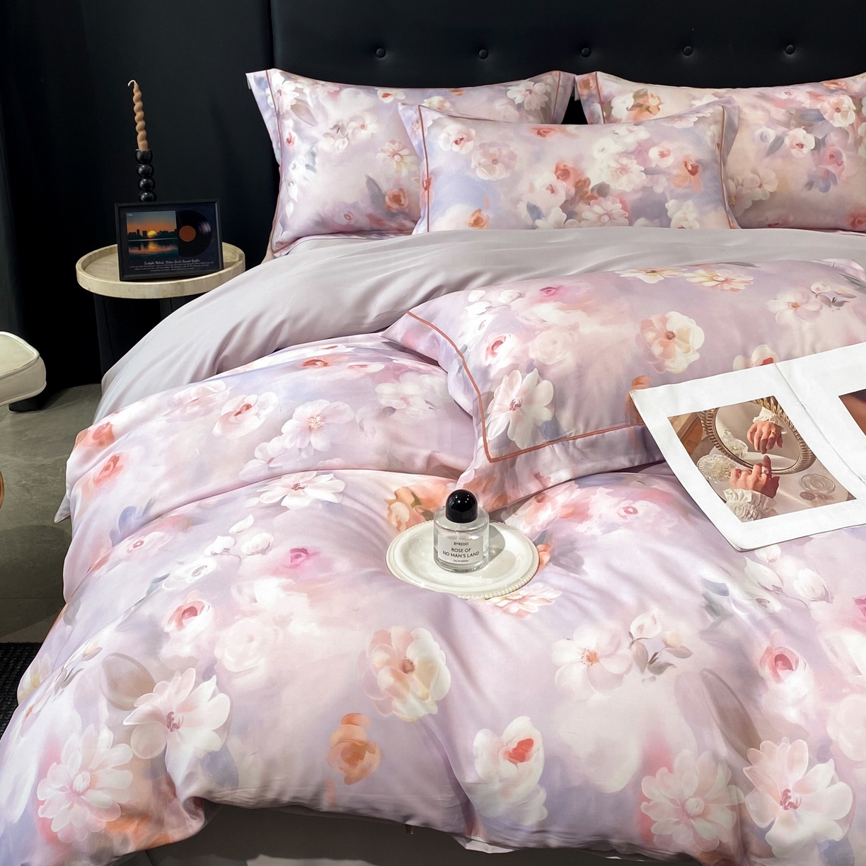 91家纺网 家纺一手货源 找家纺 启航家居 2026新款春夏天丝莱赛尔数码印花四件套 云间素语紫