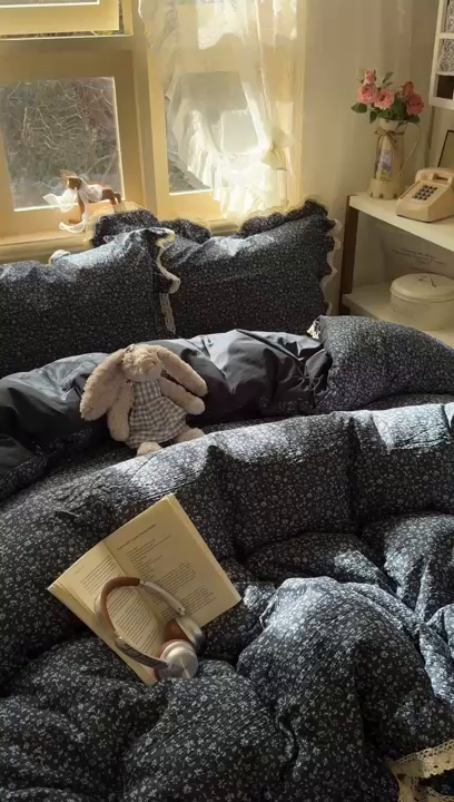 91家纺网 家纺一手货源 找家纺 （总）阿曼达 2026新款印花复古小碎花镂空蕾丝花边款四件套