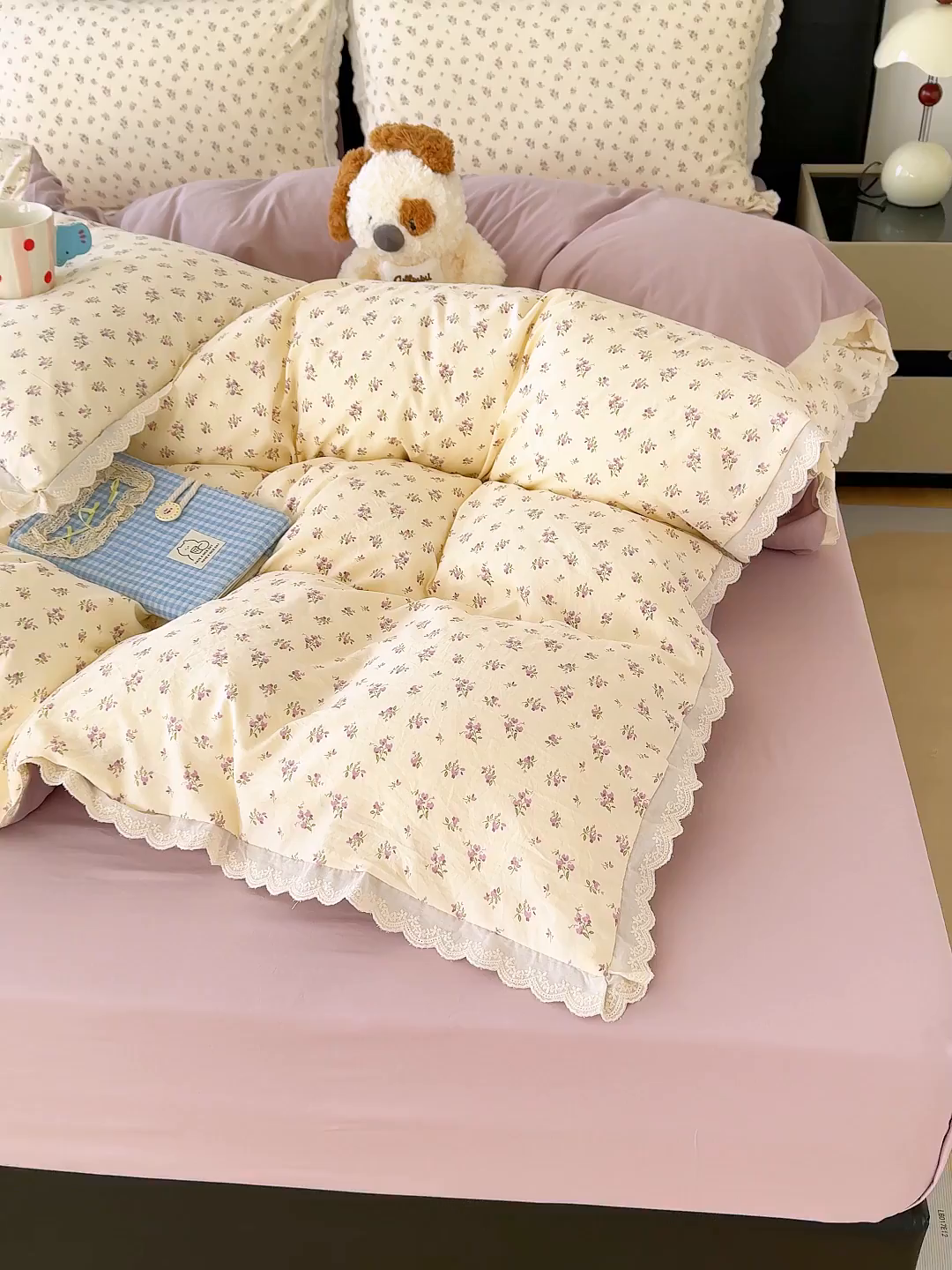 91家纺网 家纺一手货源 找家纺 铺尚美家纺 2026新款田园韩版花边款小碎花古法水洗仿棉A类云感棉四件套 午后花园紫