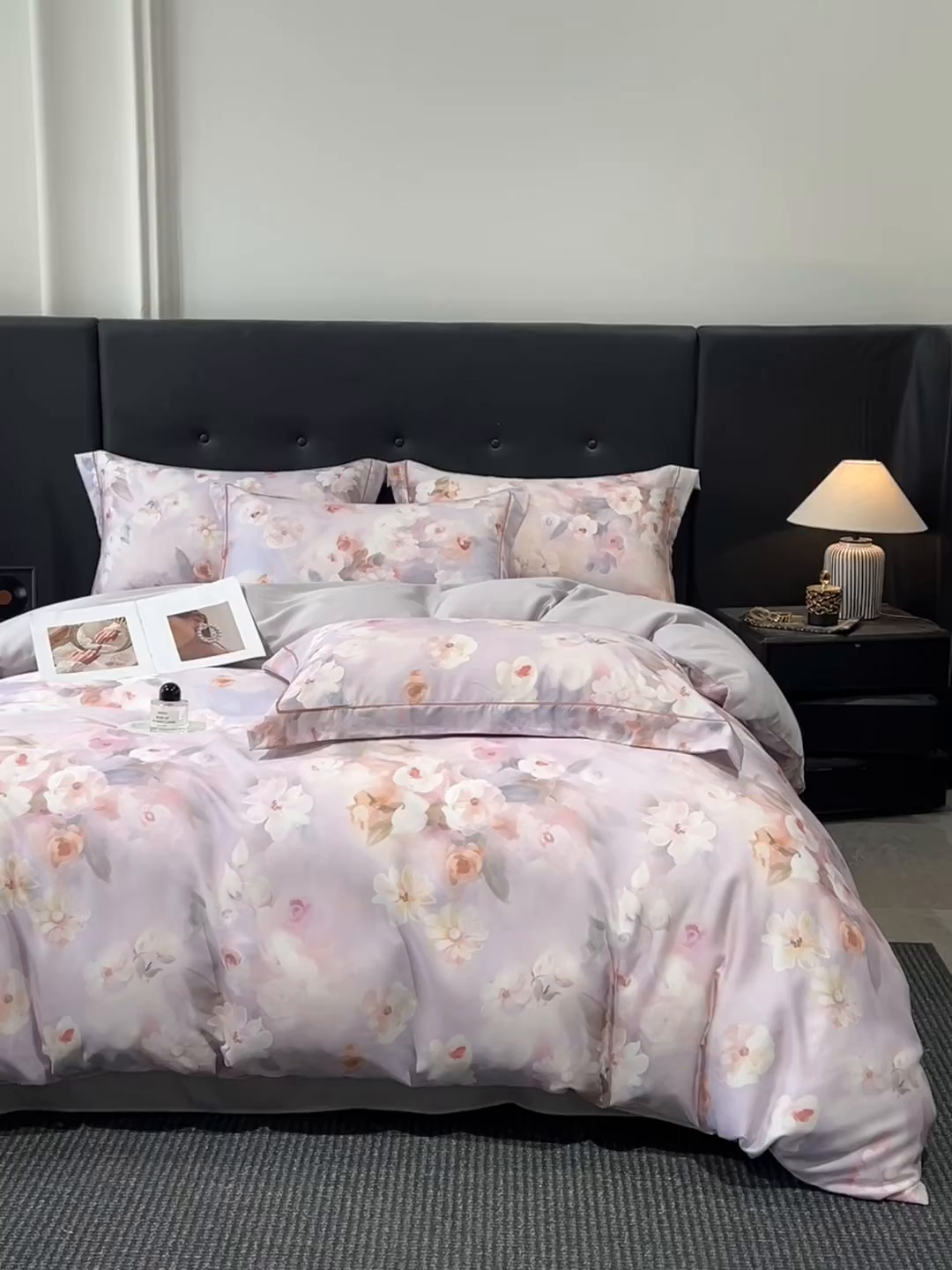 91家纺网 家纺一手货源 找家纺 启航家居 2026新款春夏天丝莱赛尔数码印花四件套 云间素语紫