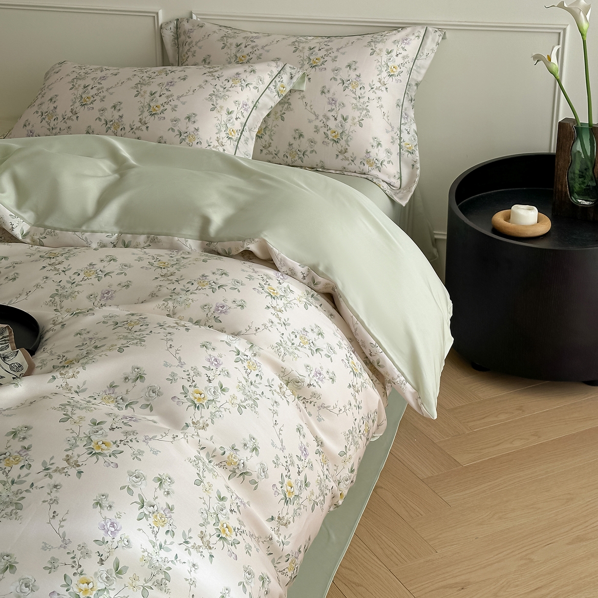 91家纺网 家纺一手货源 找家纺 启航家居 2026新款春夏天丝莱赛尔数码印花四件套 栀花语粉