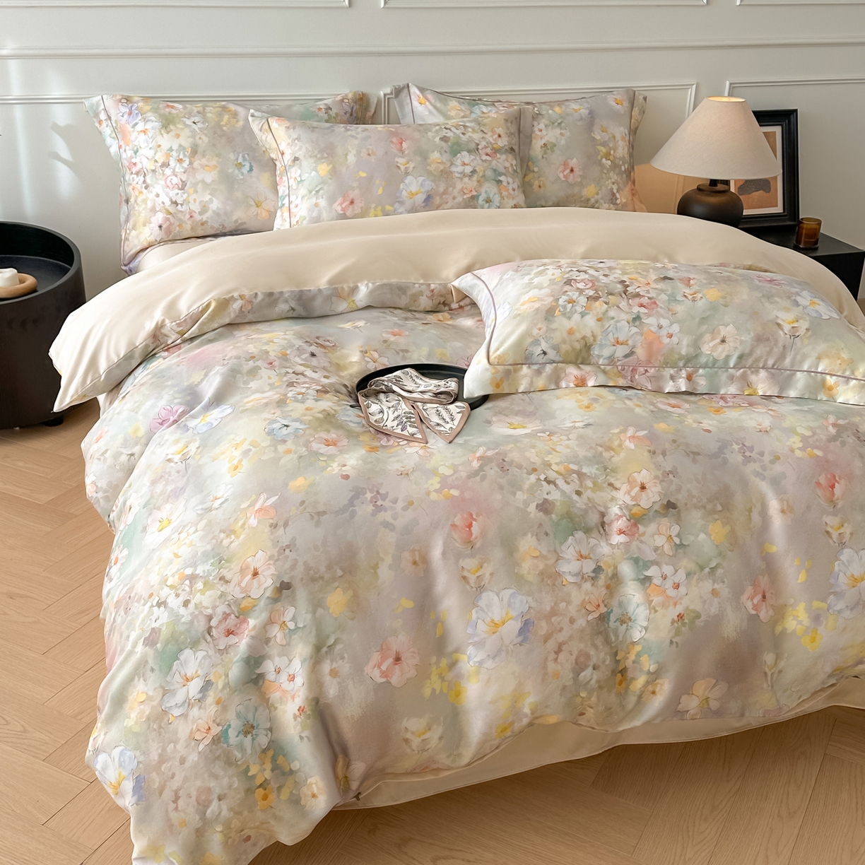 91家纺网 家纺一手货源 找家纺 启航家居 2026新款春夏天丝莱赛尔数码印花四件套 紫陌紫