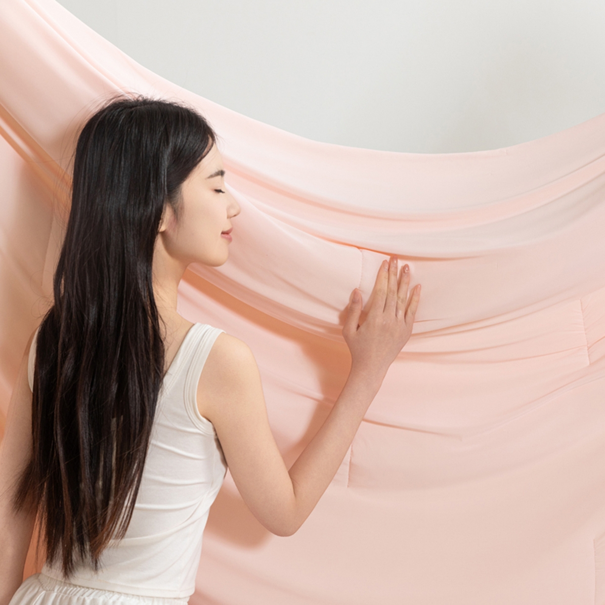 91家纺网 家纺一手货源 找家纺 云玲时尚 2026新款凉感丝深睡夏被被子被芯 菊雾粉