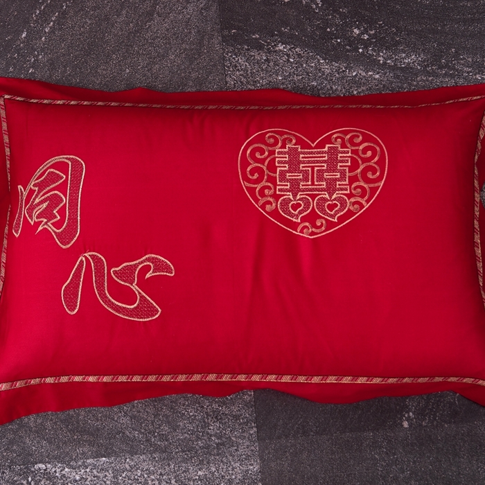 91家纺网 家纺一手货源 找家纺 慕她家纺 慕她畅销款全棉纯棉婚庆四件套大红色刺绣结婚床上用品 爱意永恒