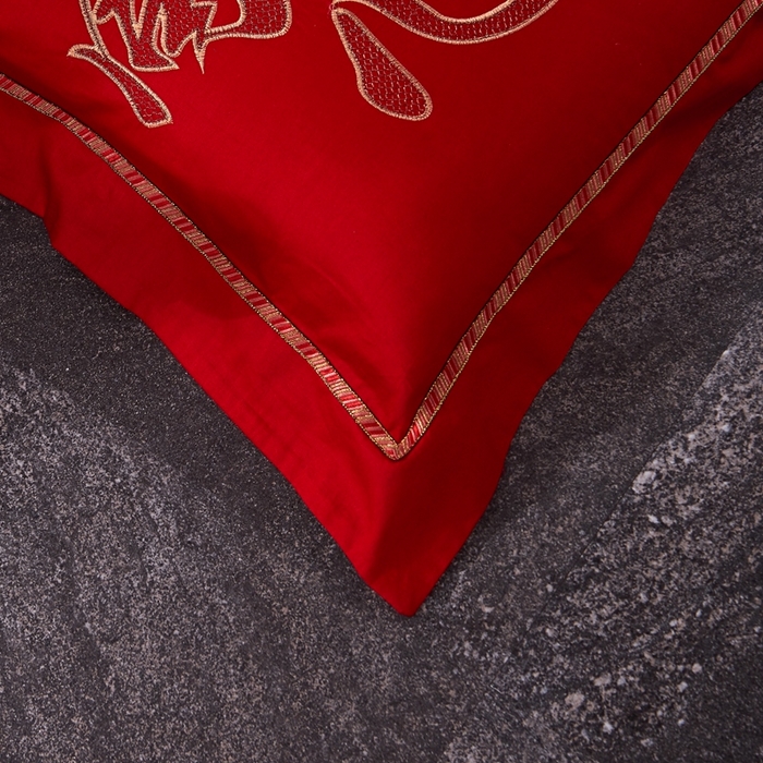 91家纺网 家纺一手货源 找家纺 慕她家纺 慕她畅销款全棉纯棉婚庆四件套大红色刺绣结婚床上用品 爱意永恒