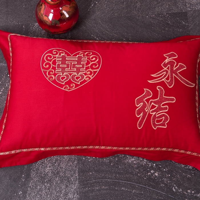 91家纺网 家纺一手货源 找家纺 慕她家纺 慕她畅销款全棉纯棉婚庆四件套大红色刺绣结婚床上用品 爱意永恒