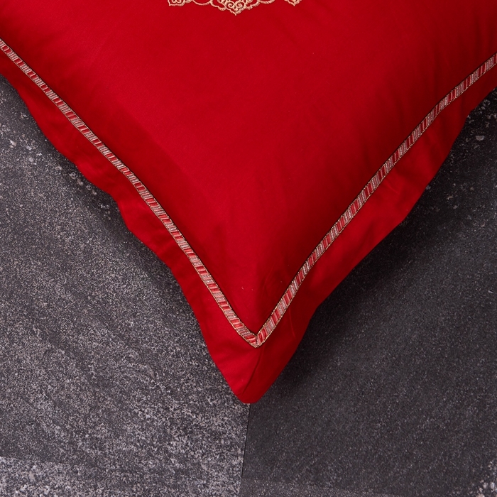 91家纺网 家纺一手货源 找家纺 慕她家纺 慕她畅销款全棉纯棉婚庆四件套大红色刺绣结婚床上用品 爱意永恒