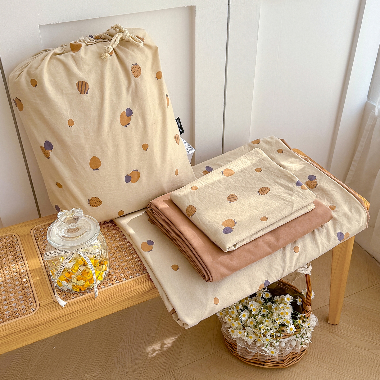 91家纺网 家纺一手货源 找家纺 铺尚美家纺 2026新款春款A类古法水洗仿棉云感棉小布袋四件套 草莓派对