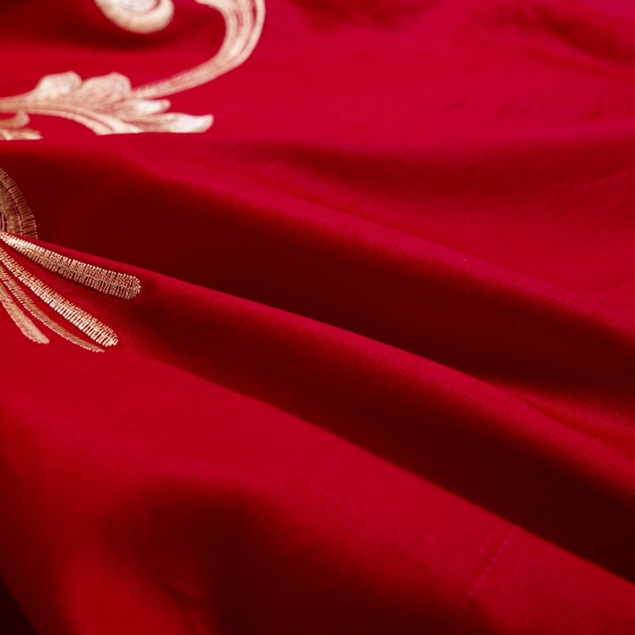 91家纺网 家纺一手货源 找家纺 慕她家纺 慕她畅销款全棉纯棉婚庆四件套大红色刺绣结婚床上用品 花蔓喜多 大红