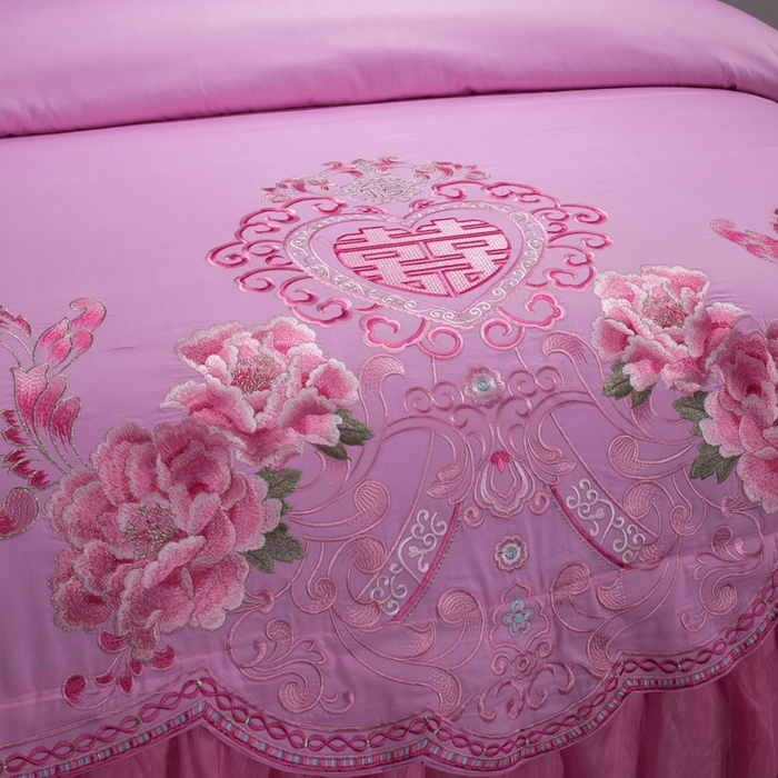 91家纺网 家纺一手货源 找家纺 慕她家纺 慕她畅销款全棉纯棉婚庆四件套大红色刺绣结婚床上用品 花蔓喜多 粉色