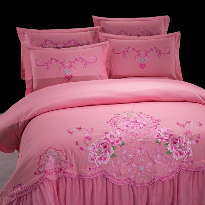 91家纺网 家纺一手货源 找家纺 慕她家纺 慕她畅销款全棉纯棉婚庆四件套大红色刺绣结婚床上用品 花蔓喜多 玉色