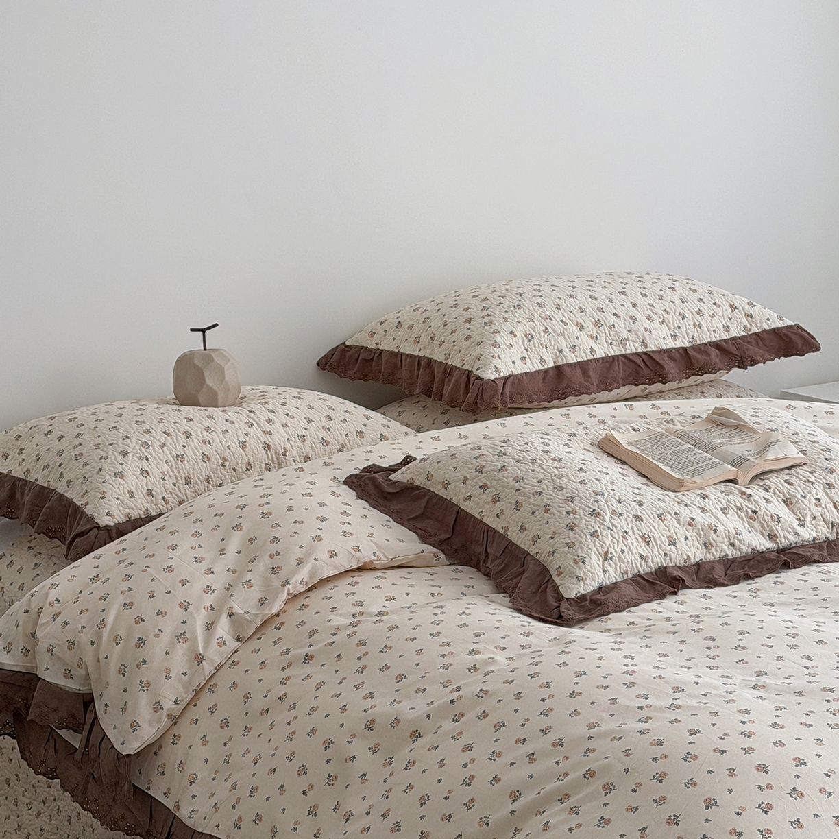 91家纺网 家纺一手货源 找家纺 佰织鑫家居 2026新款全棉法式砂洗棉花床盖款被套四件套艾莎