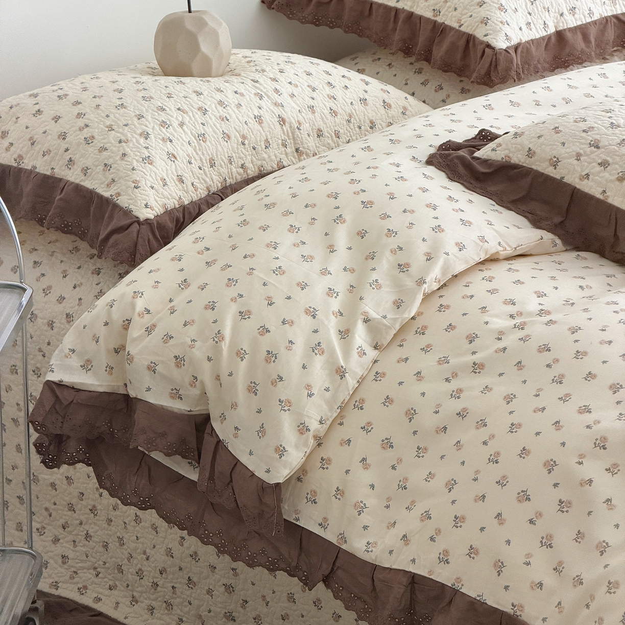 91家纺网 家纺一手货源 找家纺 佰织鑫家居 2026新款全棉法式砂洗棉花床盖款被套四件套艾莎