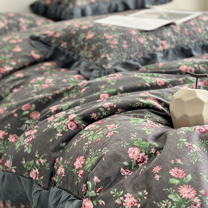 91家纺网 家纺一手货源 找家纺 佰织鑫家居 2026新款全棉法式砂洗棉花床盖款被套四件套 小美