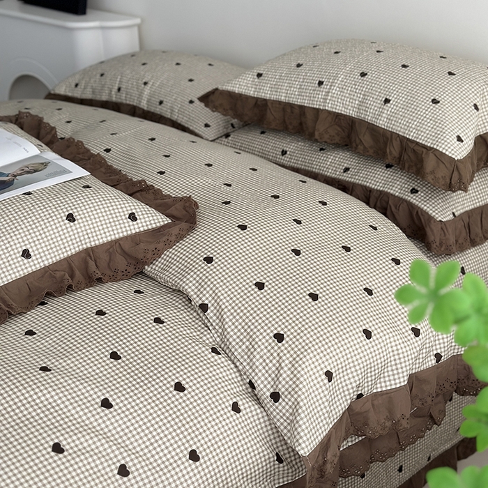 91家纺网 家纺一手货源 找家纺 佰织鑫家居 2026新款全棉法式砂洗棉花床盖款被套四件套 甜心格