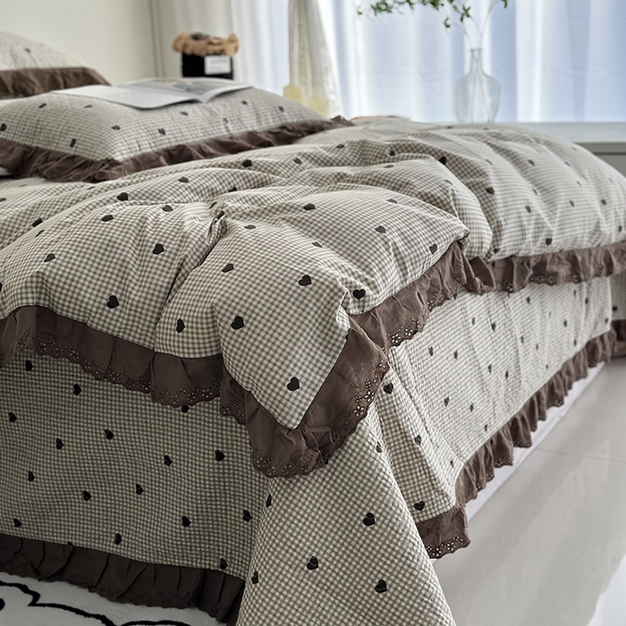 91家纺网 家纺一手货源 找家纺 佰织鑫家居 2026新款全棉法式砂洗棉花床盖款被套四件套 甜心格