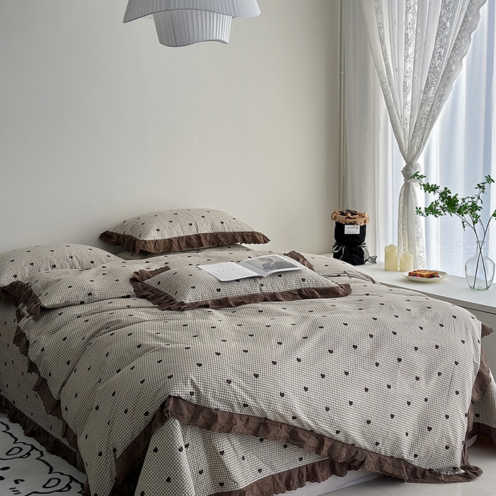 91家纺网 家纺一手货源 找家纺 佰织鑫家居 2026新款全棉法式砂洗棉花床盖款被套四件套 甜心格