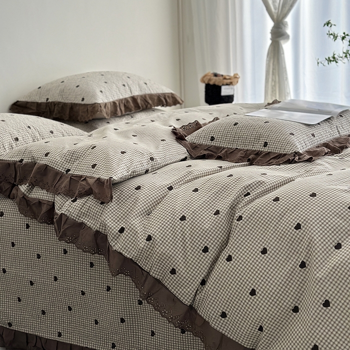 91家纺网 家纺一手货源 找家纺 佰织鑫家居 2026新款全棉法式砂洗棉花床盖款被套四件套 甜心格