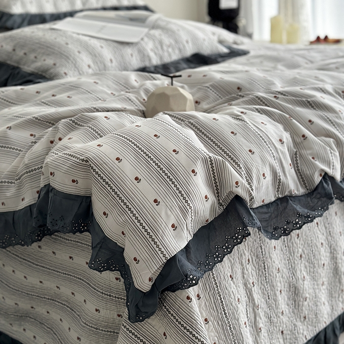 91家纺网 家纺一手货源 找家纺 佰织鑫家居 2026新款全棉法式砂洗棉花床盖款被套四件套 伦敦雾灰