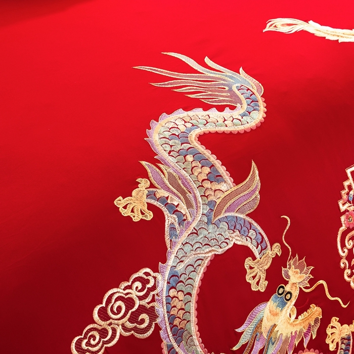 91家纺网 家纺一手货源 找家纺 慕她家纺 慕她畅销款全棉纯棉婚庆四件套大红色刺绣结婚床上用品 龙凤成双