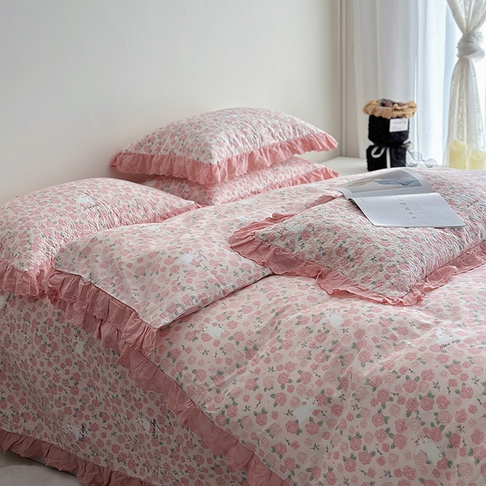 91家纺网 家纺一手货源 找家纺 佰织鑫家居 2026新款全棉法式砂洗棉花床盖款被套四件套 爱情故事