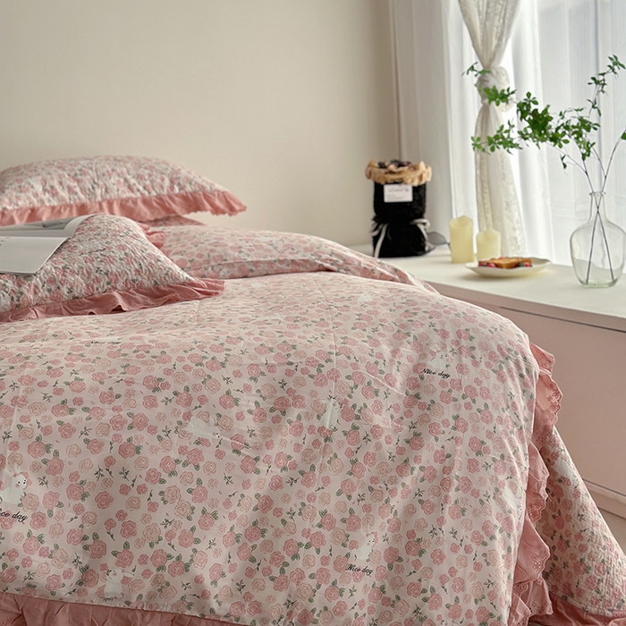 91家纺网 家纺一手货源 找家纺 佰织鑫家居 2026新款全棉法式砂洗棉花床盖款被套四件套 爱情故事