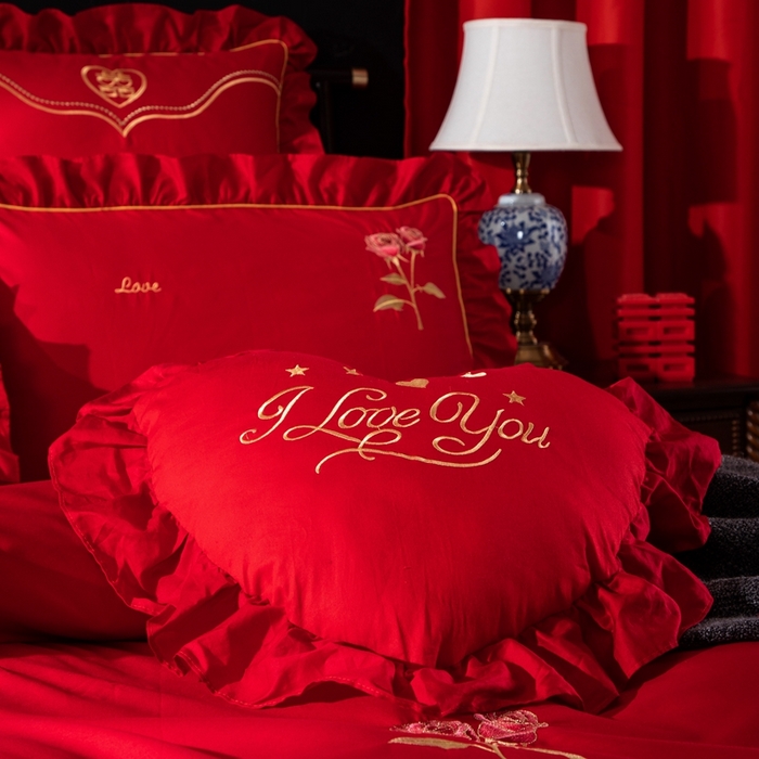 91家纺网 家纺一手货源 找家纺 慕她家纺 慕她畅销款全棉纯棉婚庆四件套大红色刺绣结婚床上用品 玫瑰蜜语