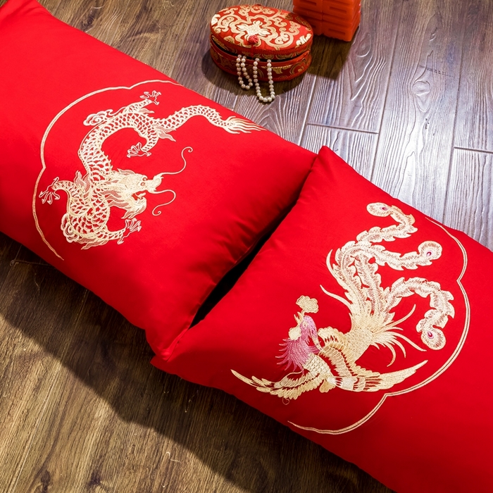 91家纺网 家纺一手货源 找家纺 慕她家纺 慕她畅销款全棉纯棉婚庆四件套大红色刺绣结婚床上用品 盘龙舞凤