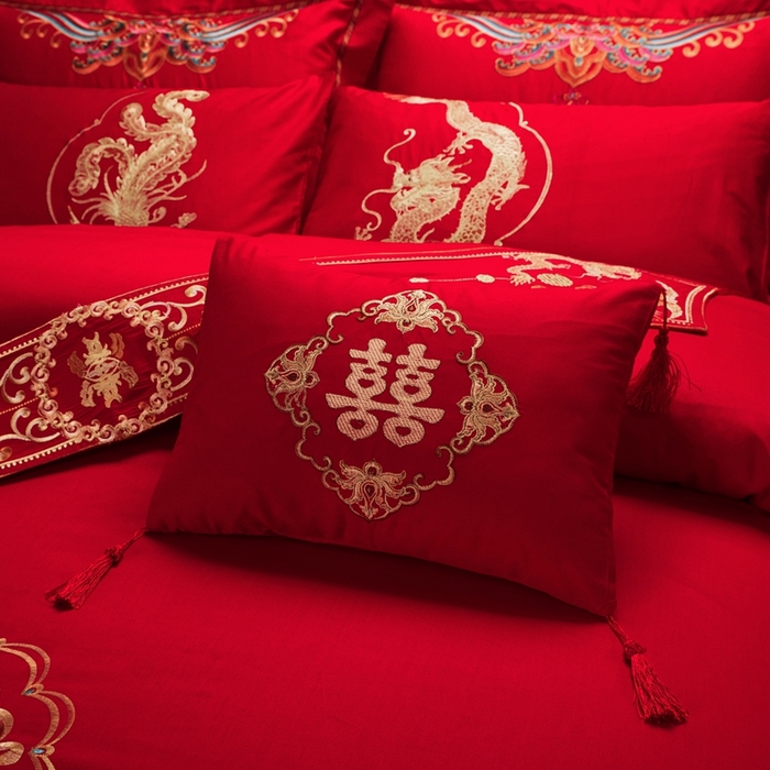 91家纺网 家纺一手货源 找家纺 慕她家纺 慕她畅销款全棉纯棉婚庆四件套大红色刺绣结婚床上用品 盘龙舞凤