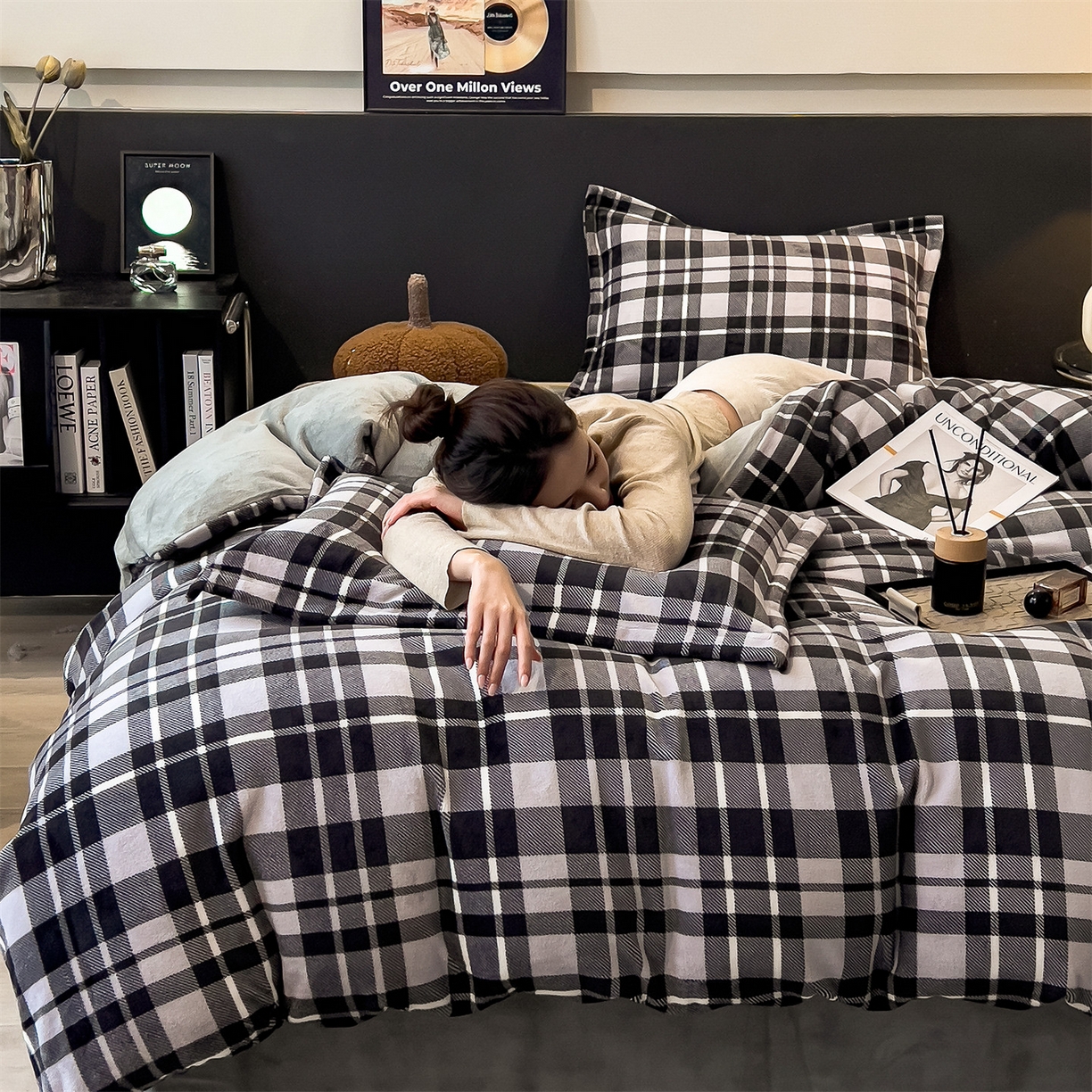 91家纺网 家纺一手货源 找家纺 布凡家居 2026新款A类中古风牛奶绒四件套 绒套件-黑白格纹