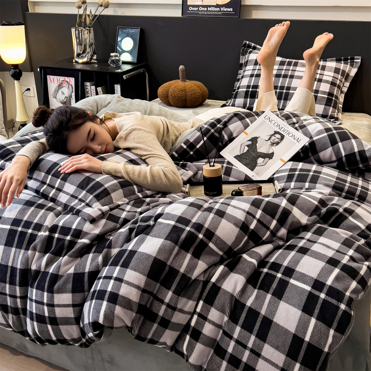 91家纺网 家纺一手货源 找家纺 布凡家居 2026新款A类中古风牛奶绒四件套 绒套件-黑白格纹