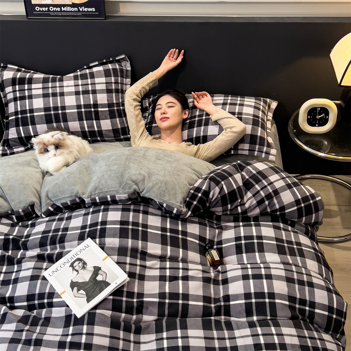 91家纺网 家纺一手货源 找家纺 布凡家居 2026新款A类中古风牛奶绒四件套 绒套件-黑白格纹