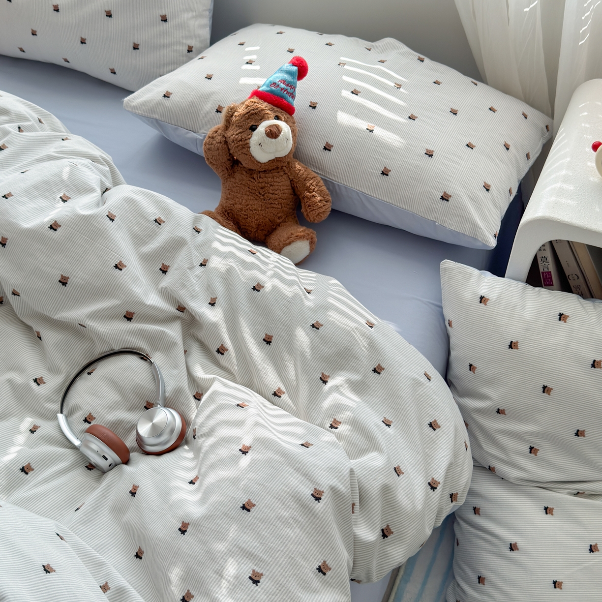 91家纺网 家纺一手货源 找家纺 寐居家纺 2026新款舒适全棉水洗棉提花四件套 提花-小熊蓝