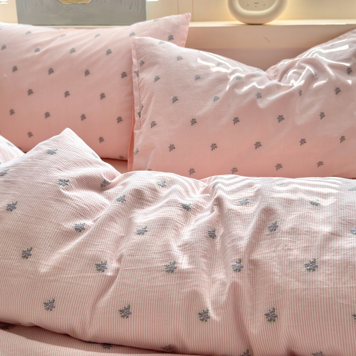 91家纺网 家纺一手货源 找家纺 寐居家纺 2026新款舒适全棉水洗棉提花四件套 提花-铃兰粉