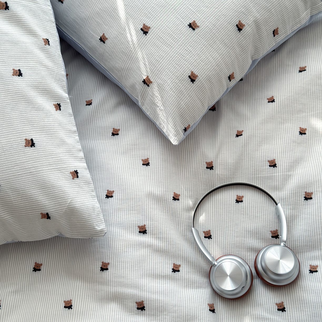 91家纺网 家纺一手货源 找家纺 寐居家纺 2026新款舒适全棉水洗棉提花四件套 提花-小熊蓝