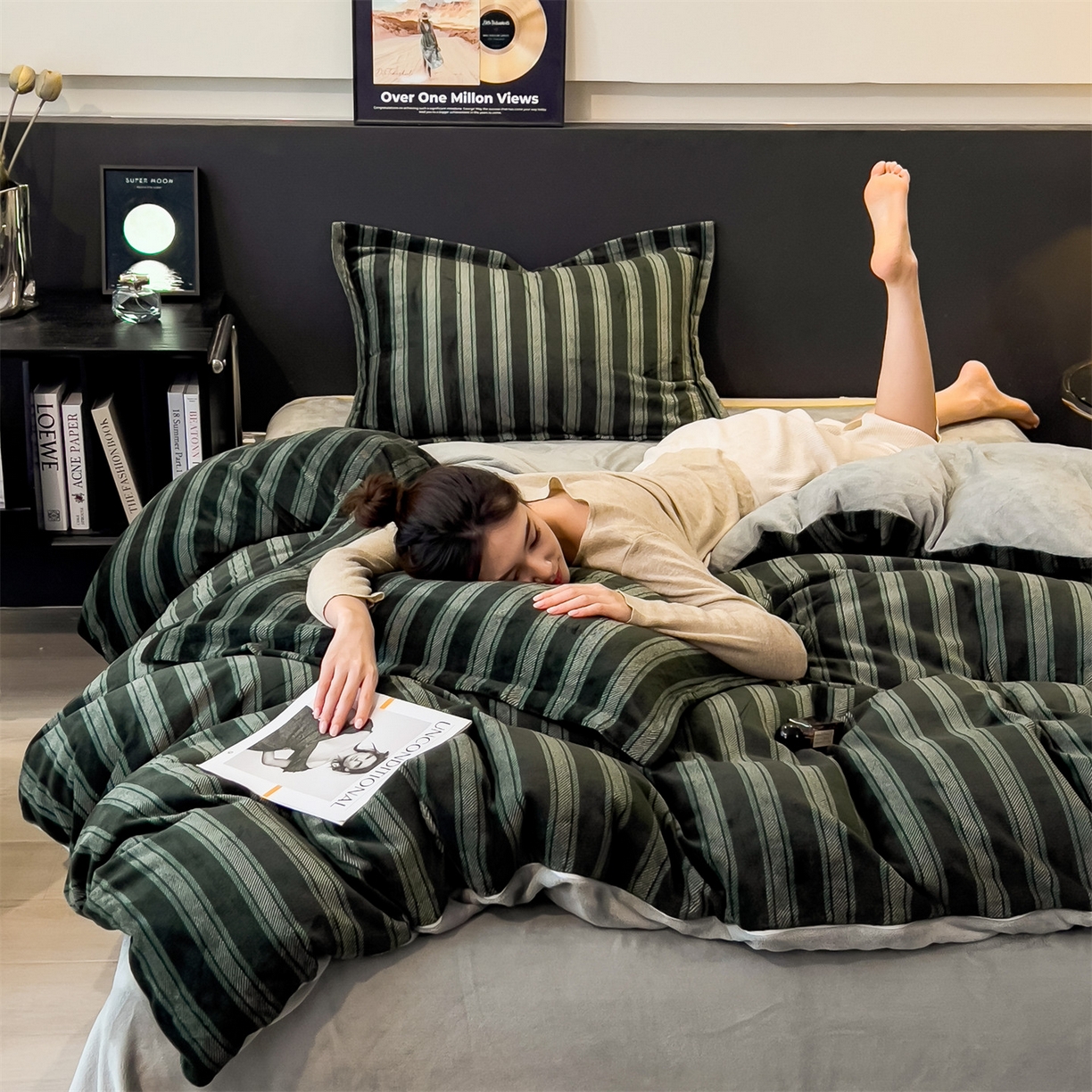 91家纺网 家纺一手货源 找家纺 布凡家居 2026新款A类中古风牛奶绒四件套 绒套件-墨绿竖影