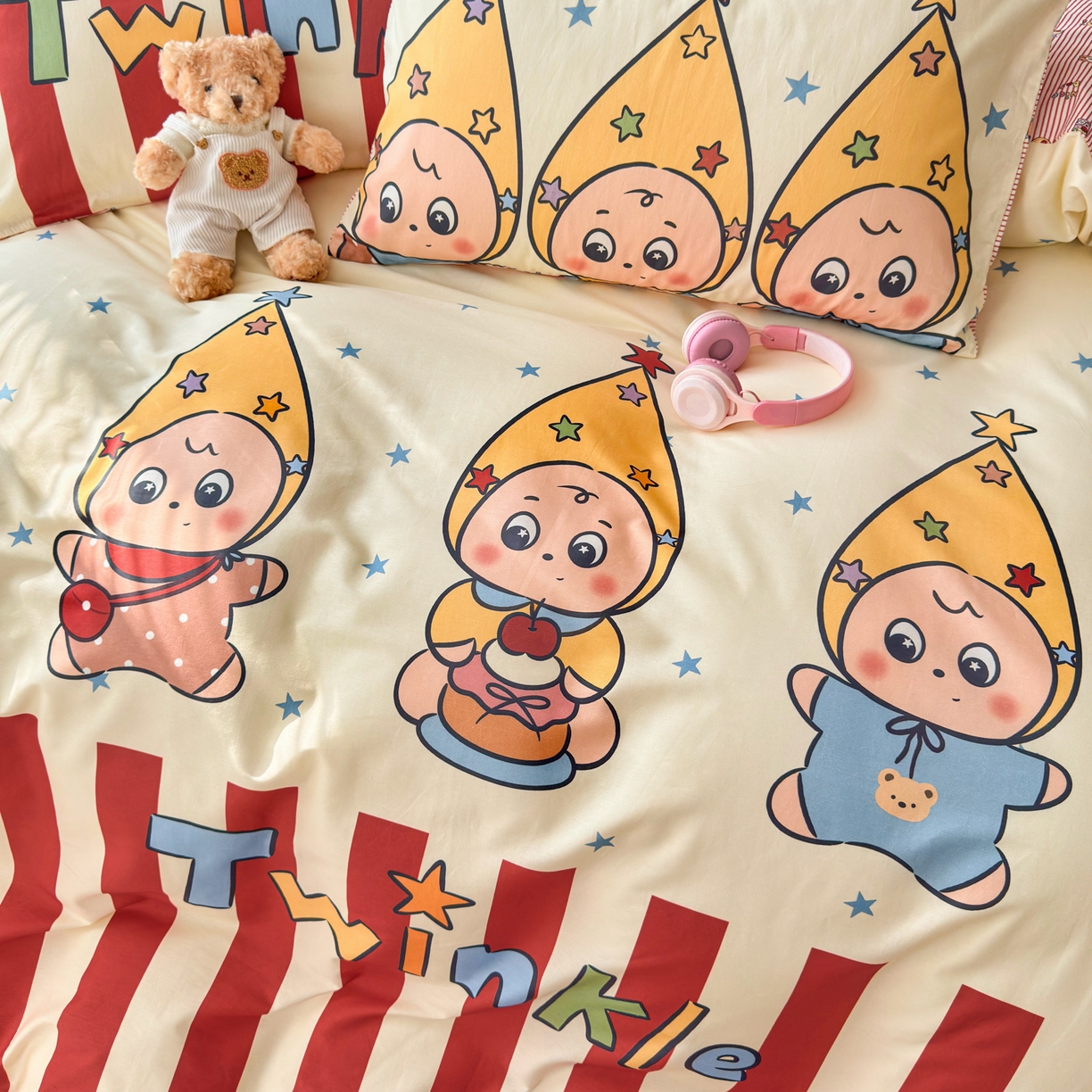 91家纺网 家纺一手货源 找家纺 寐居家纺 2026新款全棉大版数码印花四件套 魔法星人