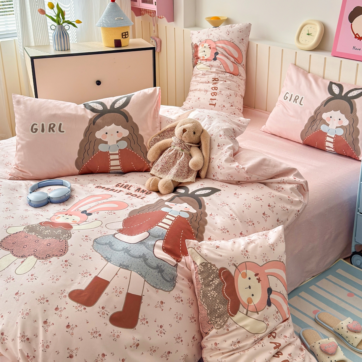 91家纺网 家纺一手货源 找家纺 寐居家纺 2026新款全棉大版数码印花四件套 甜心女孩