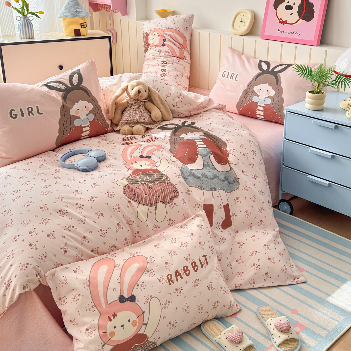 91家纺网 家纺一手货源 找家纺 寐居家纺 2026新款全棉大版数码印花四件套 甜心女孩