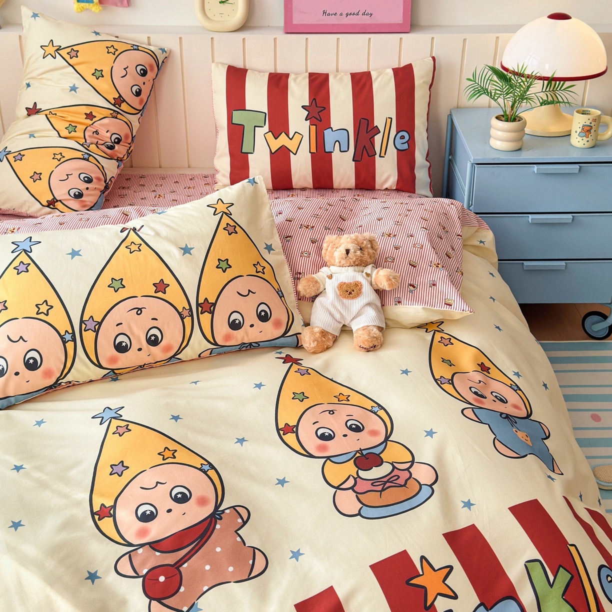 91家纺网 家纺一手货源 找家纺 寐居家纺 2026新款全棉大版数码印花四件套 魔法星人