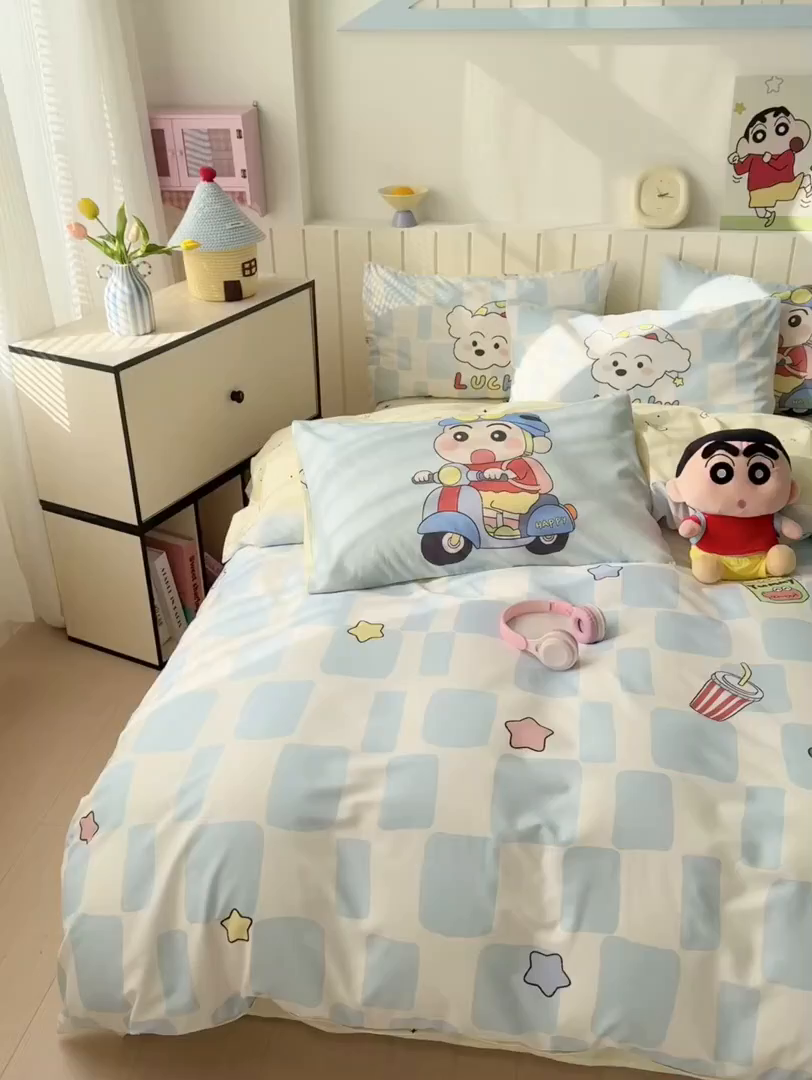 91家纺网 家纺一手货源 找家纺 寐居家纺 2026新款全棉大版数码印花四件套 可爱小新