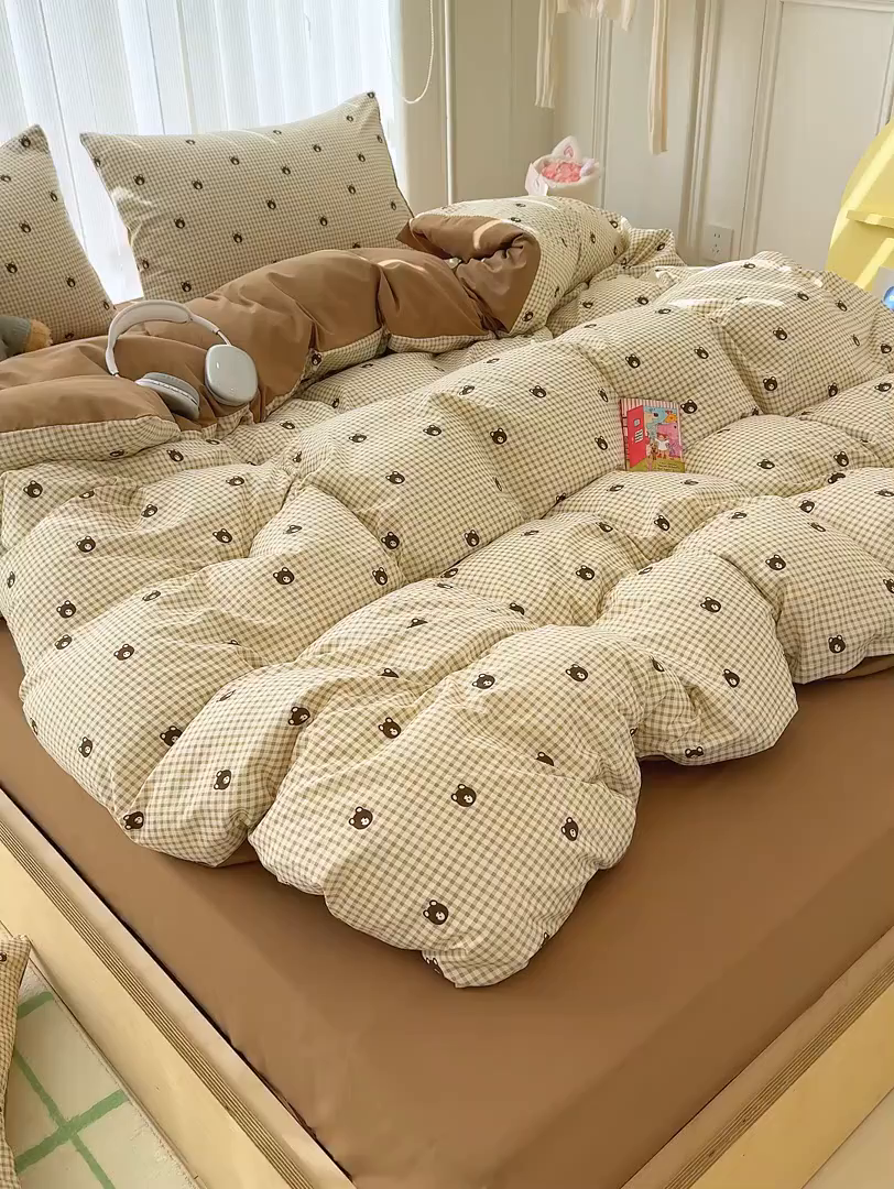 91家纺网 家纺一手货源 找家纺 铺尚美家纺 2026新款春款A类古法水洗仿棉云感棉小布袋四件套 格子小熊