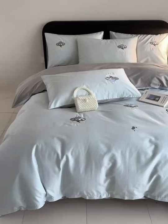 91家纺网 家纺一手货源 找家纺 沐辰 2026新款长绒棉50S纯棉满绣四件套 奶茶小狗