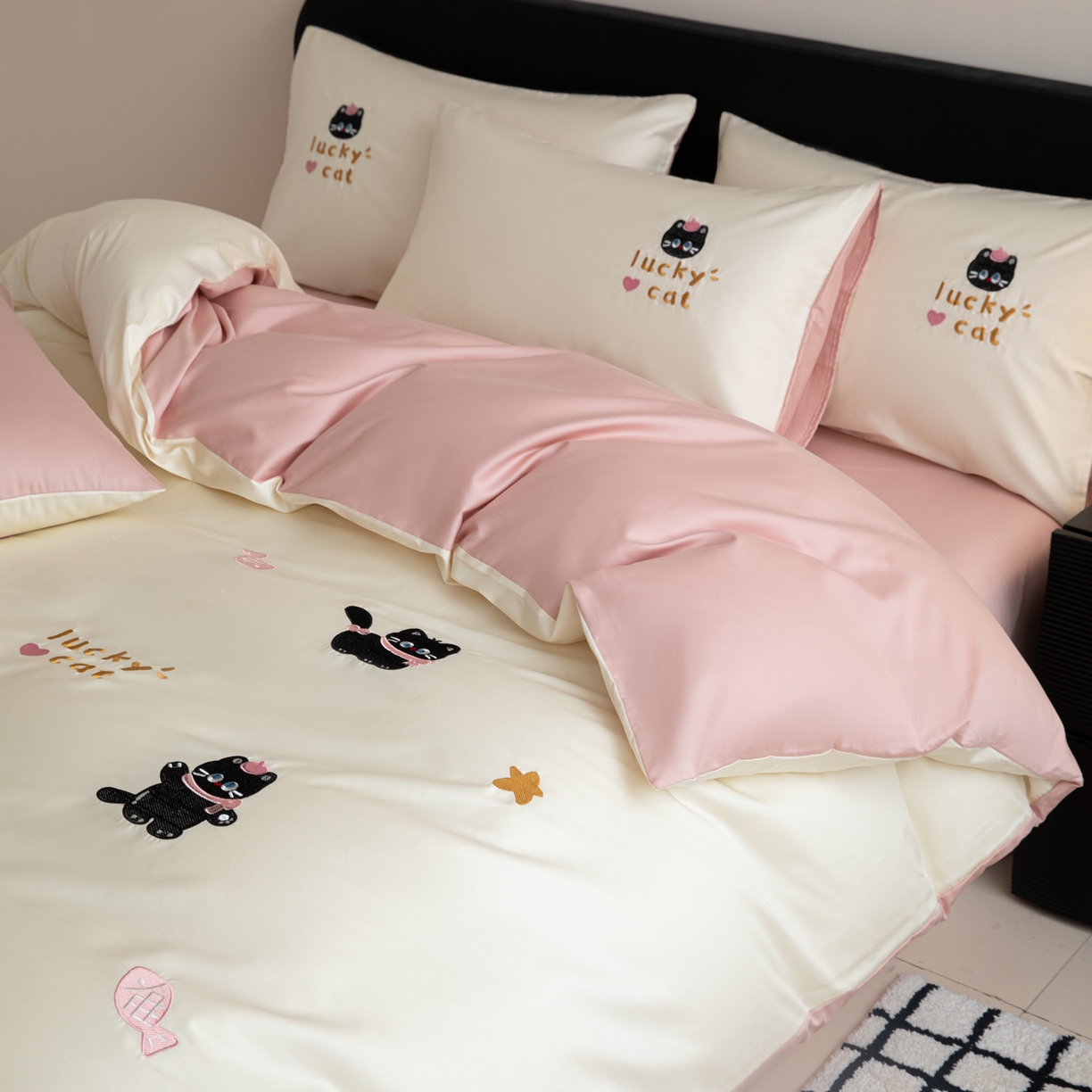 91家纺网 家纺一手货源 找家纺 沐辰 2026新款长绒棉50S纯棉满绣四件套 心爱猫咪