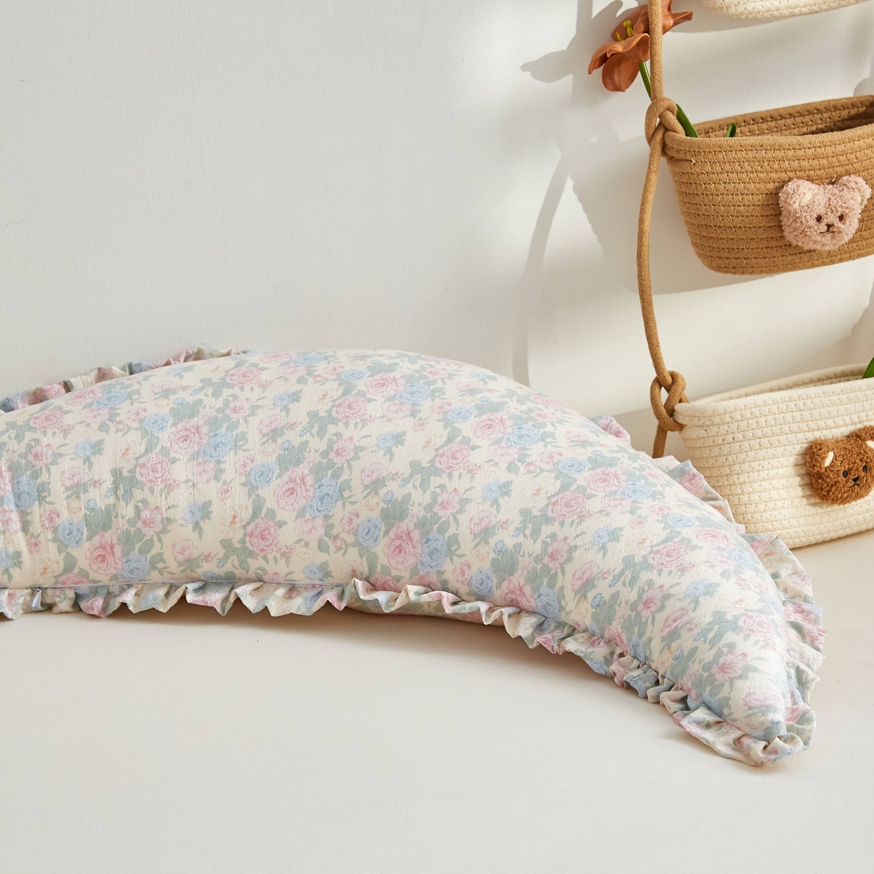 91家纺网 家纺一手货源 找家纺 （总）小桃姐家纺 2026新款可拆洗多功能舒睡月亮抱抱枕夹腿抱枕孕妇枕新生儿安抚枕头