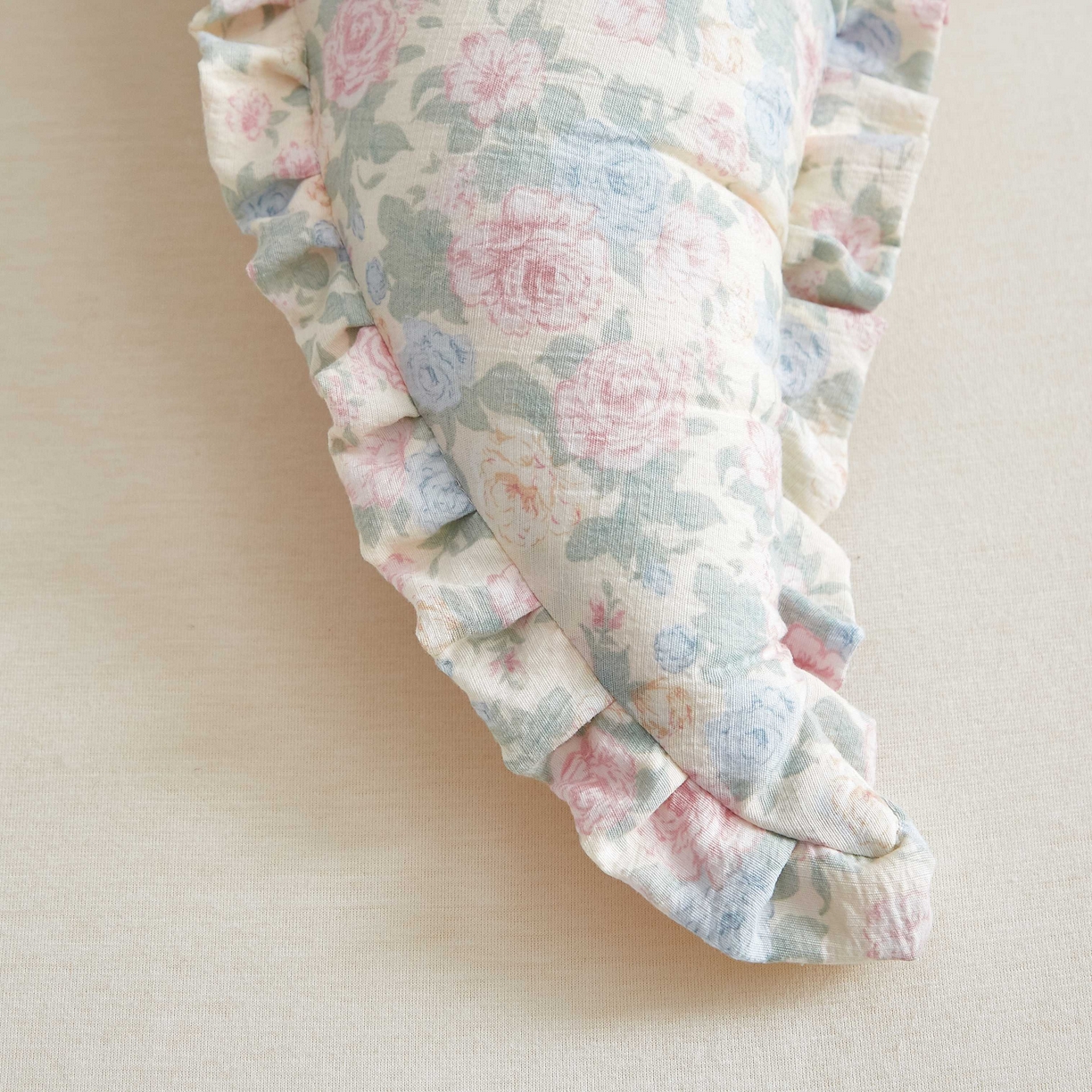 91家纺网 家纺一手货源 找家纺 （总）小桃姐家纺 2026新款可拆洗多功能舒睡月亮抱抱枕夹腿抱枕孕妇枕新生儿安抚枕头