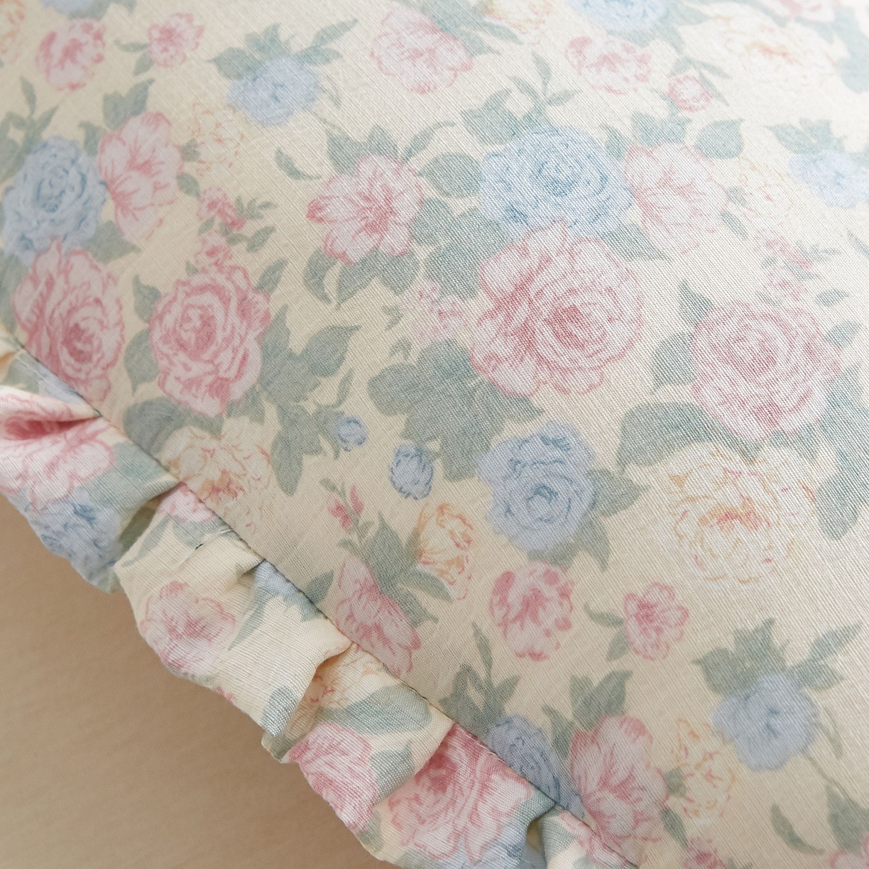 91家纺网 家纺一手货源 找家纺 （总）小桃姐家纺 2026新款可拆洗多功能舒睡月亮抱抱枕夹腿抱枕孕妇枕新生儿安抚枕头