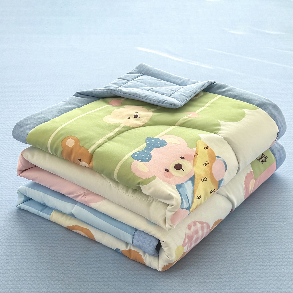 91家纺网 家纺一手货源 找家纺 瑶瑶家居 2026新款A类里外全棉夏凉被四件套-风格一 忆伴时光