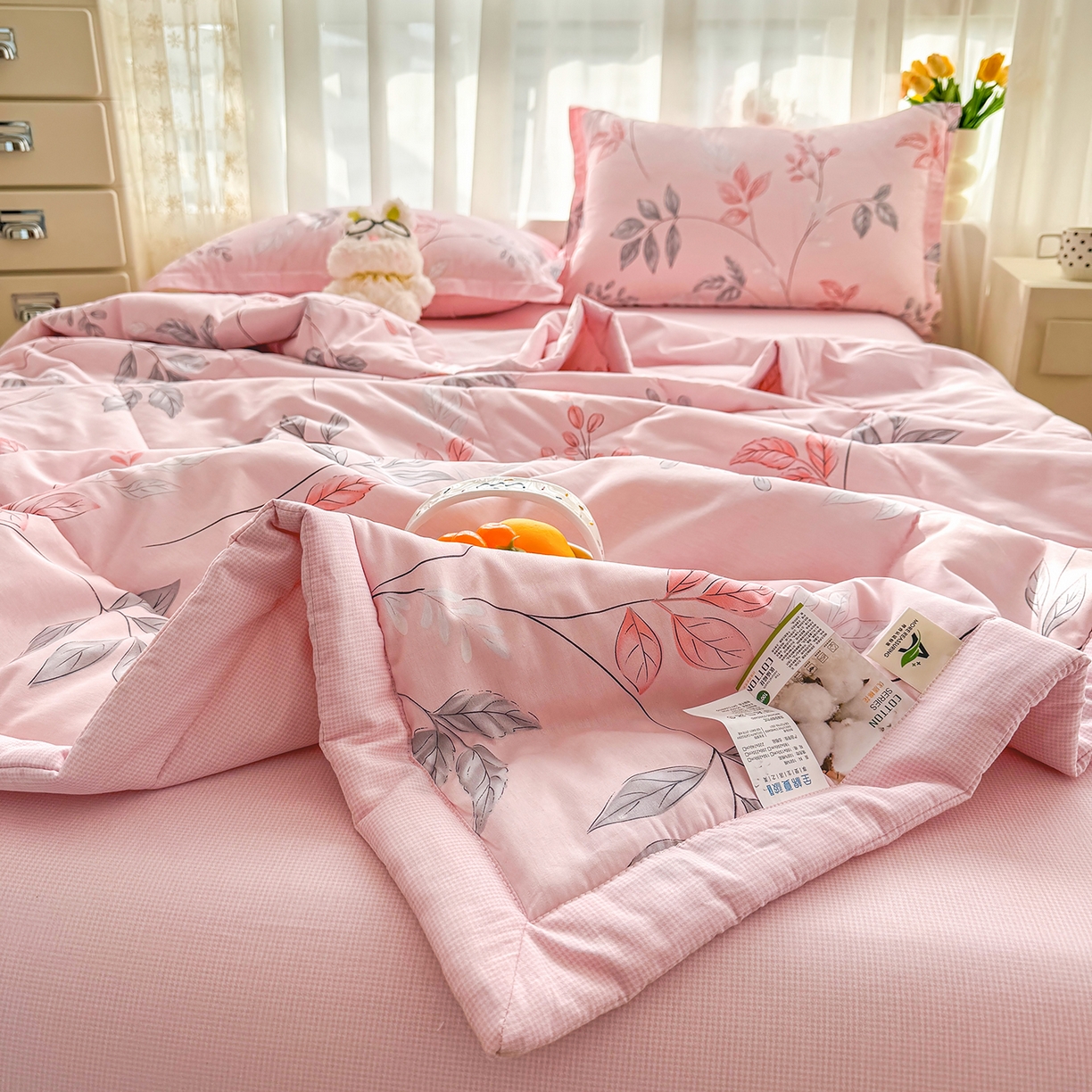 91家纺网 家纺一手货源 找家纺 瑶瑶家居 2026新款A类里外全棉夏凉被四件套-风格一 素色花蔓